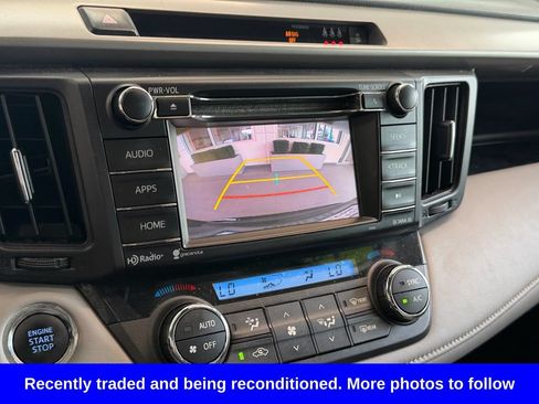 Used 2018 Toyota RAV4 XLE FWD image 20