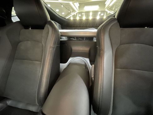 New 2025 Nissan Z Performance w/ Floor Mat Package RWD image 13
