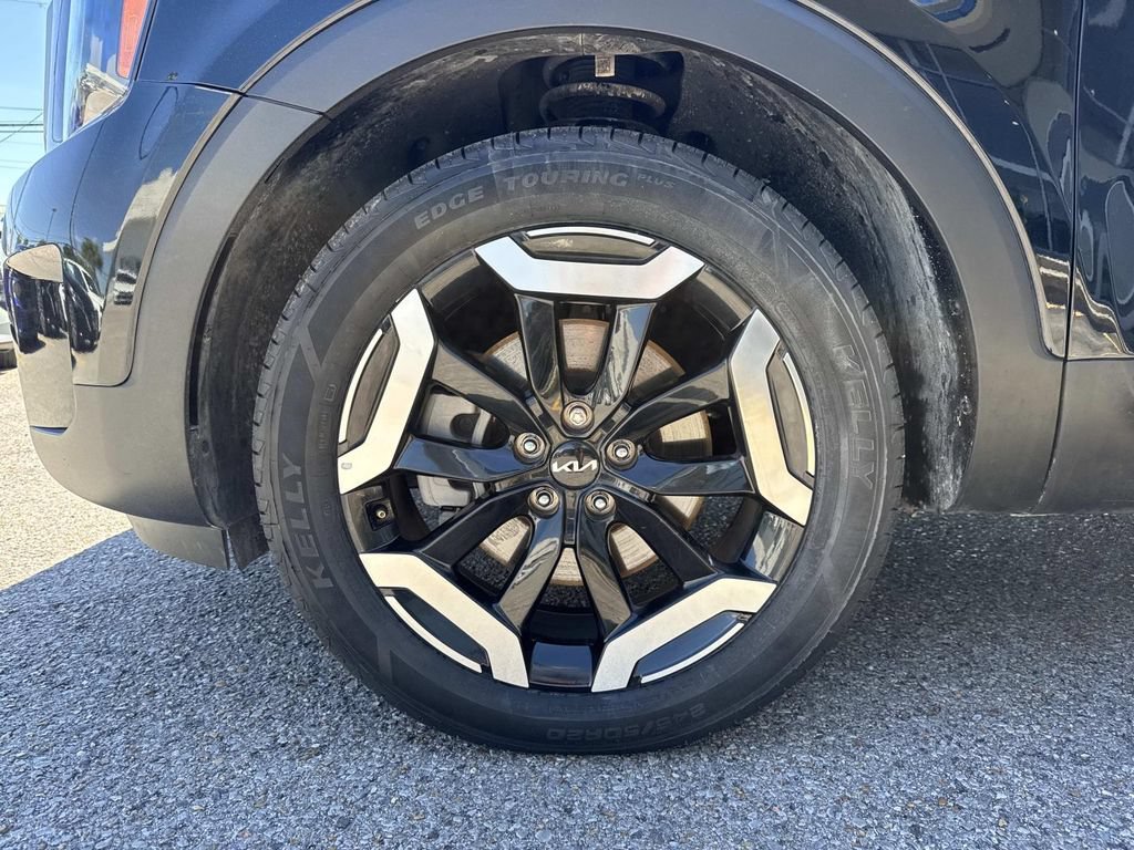 Used 2024 Kia Telluride S FWD image 5