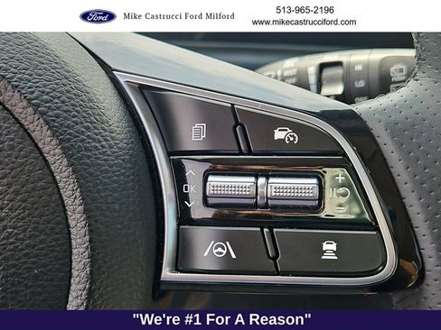 Used 2024 Kia Seltos SX w/ SX Sunroof Package AWD/4WD image 14