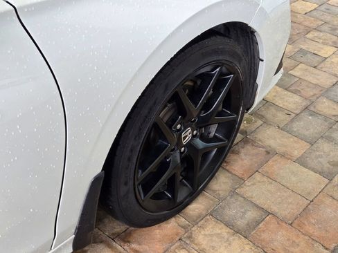 Used 2024 Honda Civic Si image 8