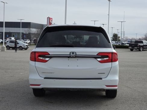 Used 2024 Honda Odyssey Touring image 16