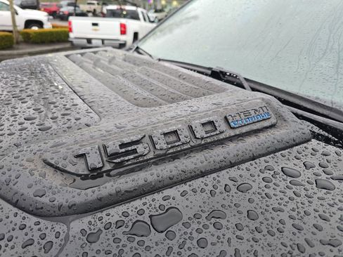 Used 2023 RAM 1500 Laramie image 37