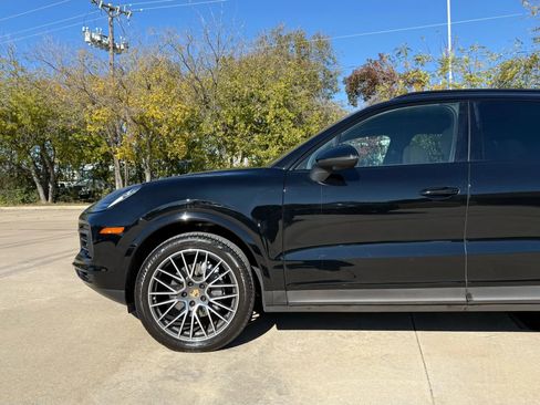 Used 2019 Porsche Cayenne image 15