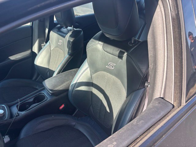 Used 2015 Chrysler 200 S w/ Navigation & Sound Group I AWD/4WD image 10