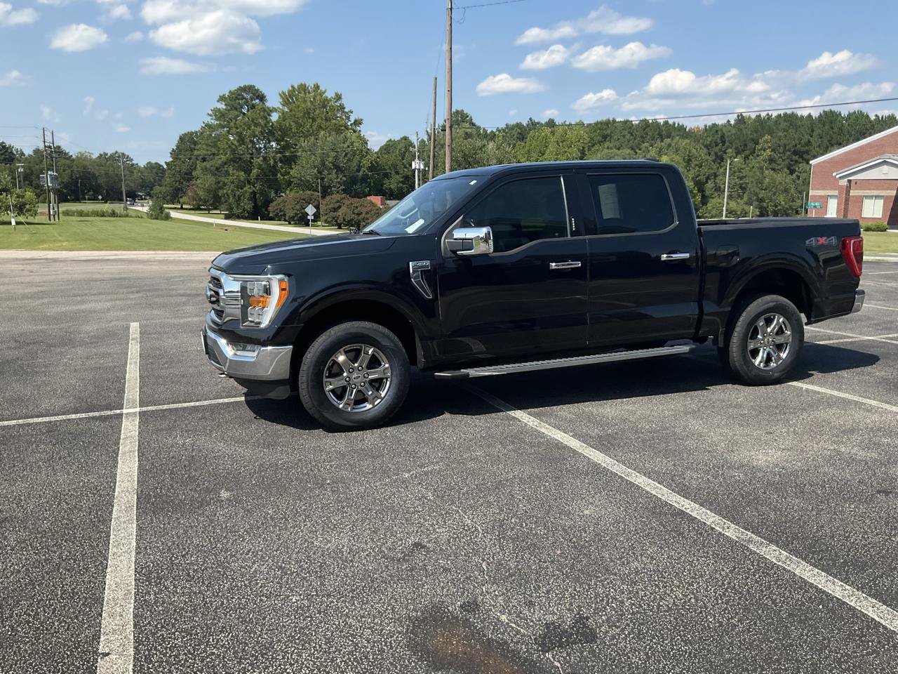 Used 2021 Ford F150 XLT w/ Equipment Group 302A High AWD/4WD image 15