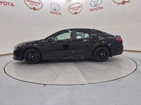 New 2026 Toyota Camry SE FWD image 5