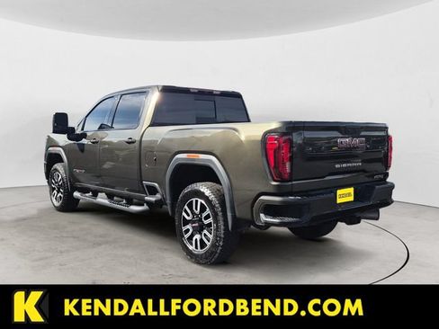 Used 2023 GMC Sierra 2500 AT4 w/ AT4 Preferred Package AWD/4WD image 7