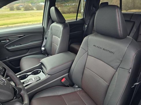 New 2026 Honda Ridgeline Black Edition image 16