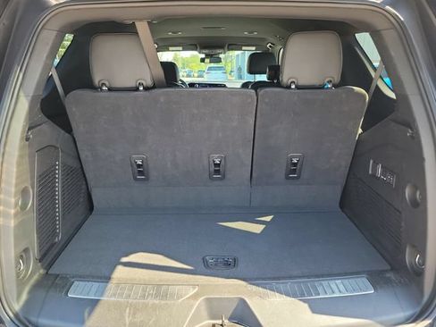 Certified 2025 Chevrolet Tahoe Premier AWD/4WD image 11