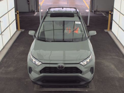 Used 2023 Toyota RAV4 XLE w/ Convenience Package FWD image 2