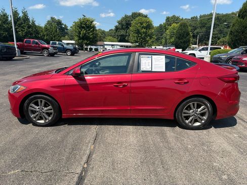 Used 2018 Hyundai Elantra Value Edition FWD image 2