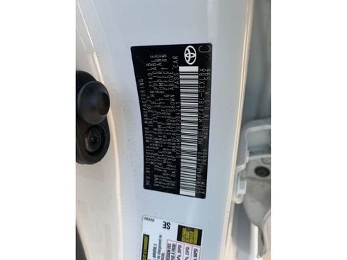 Used 2024 Toyota Corolla LE image 32