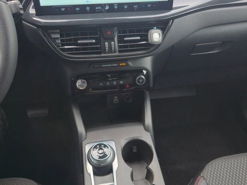 Used 2025 Ford Escape ST-Line w/ Equipment Group 301A FWD image 7