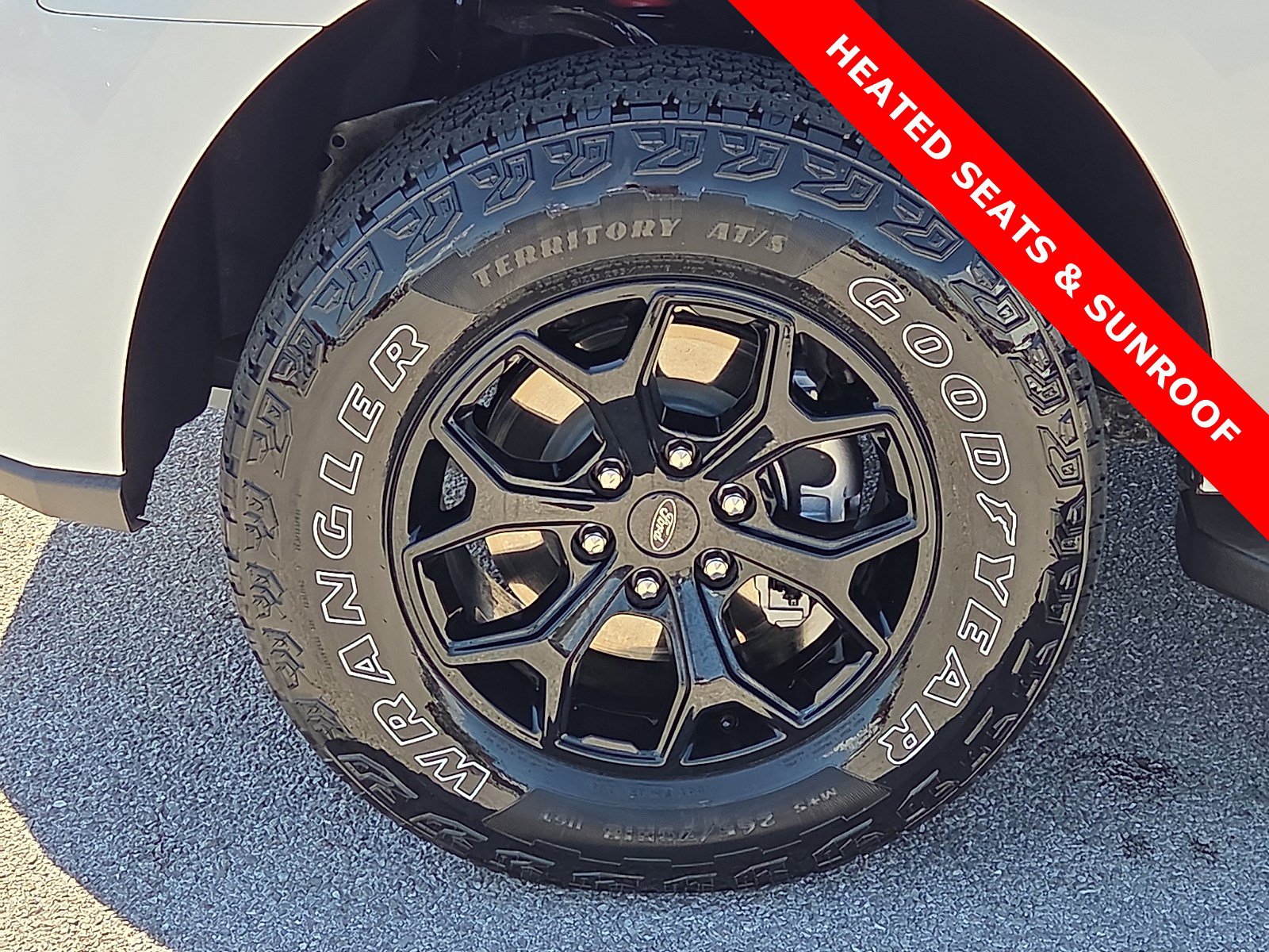 Used 2024 Ford Expedition Timberline AWD/4WD image 7