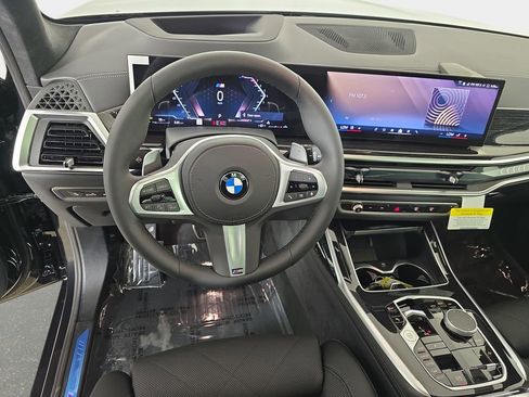 New 2026 BMW X7 xDrive40i image 17