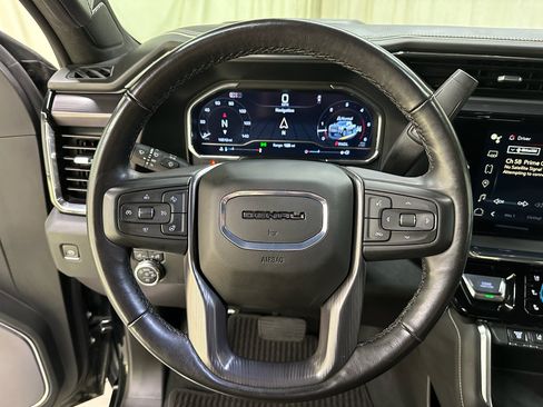 Certified 2025 GMC Sierra 2500 Denali Ultimate AWD/4WD image 34