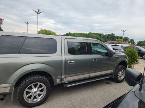 Used 2019 Ford F150 XLT w/ Equipment Group 302A Luxury AWD/4WD image 5