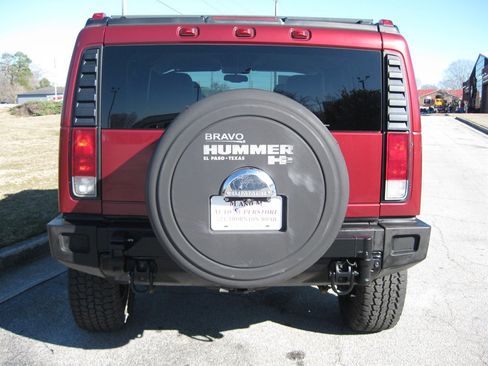 Used 2005 HUMMER H2 w/ Preferred Equipment Group image 6