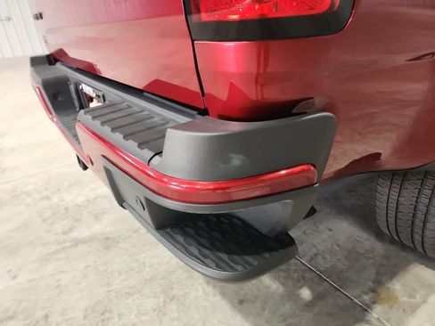 Used 2020 Chevrolet Colorado LT w/ Colorado RST Special Edition image 15