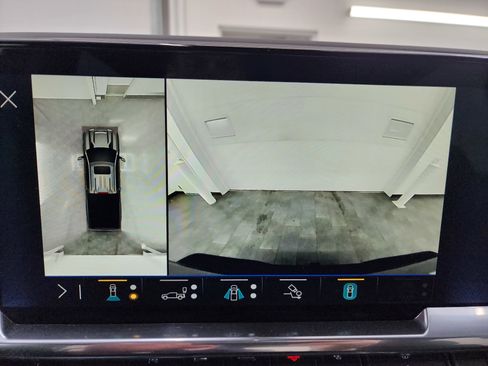 Used 2025 Chevrolet Silverado 2500 LT w/ Trail Boss Package image 55