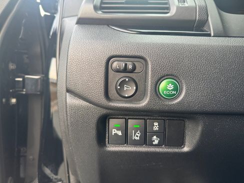 Used 2016 Honda Pilot Elite image 23