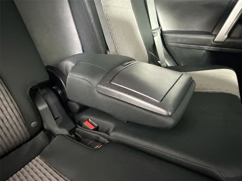 Certified 2024 Toyota 4Runner SR5 image 38