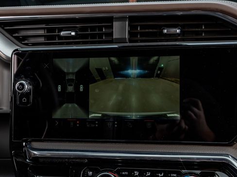 Used 2025 GMC Sierra 2500 Denali w/ Denali Reserve Package image 26