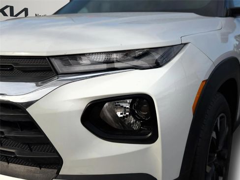 Used 2022 Chevrolet TrailBlazer LT w/ Driver Confidence Package image 28