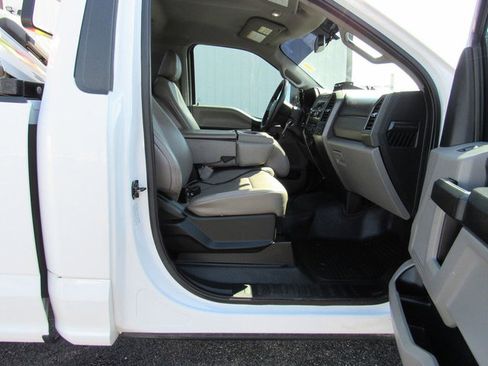 Used 2018 Ford F350 XL AWD/4WD image 13