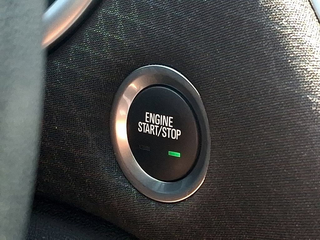Used 2025 Chevrolet Malibu LT FWD image 22