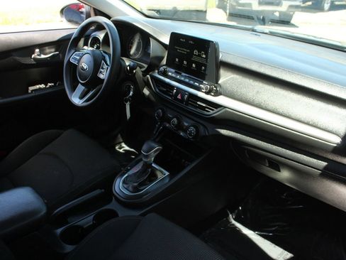 Used 2021 Kia Forte LXS FWD image 21