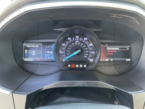 Used 2018 Ford Edge Titanium w/ Equipment Group 301A FWD image 22