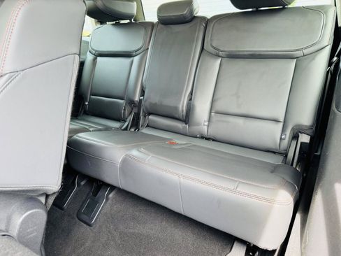 Used 2025 Ford Expedition Active AWD/4WD image 28