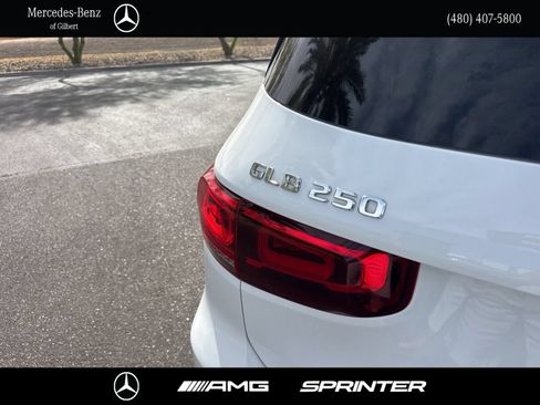 Certified 2023 Mercedes-Benz GLB 250 w/ Premium Package image 5