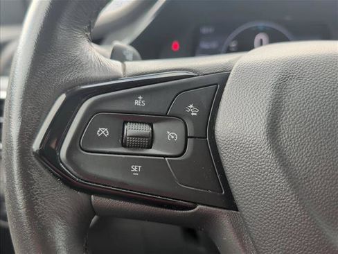 Used 2022 Chevrolet Bolt EUV Premier FWD image 12