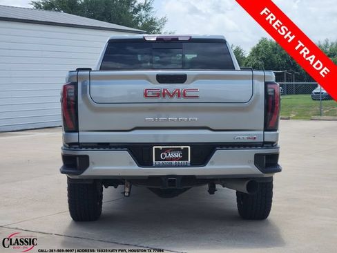Used 2024 GMC Sierra 2500 AT4 w/ AT4 Premium Plus Package AWD/4WD image 6