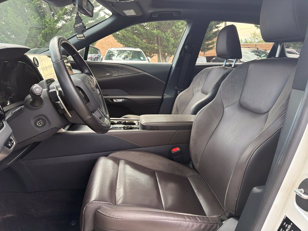 Certified 2025 Lexus RX 450h AWD w/ Convenience Package image 21