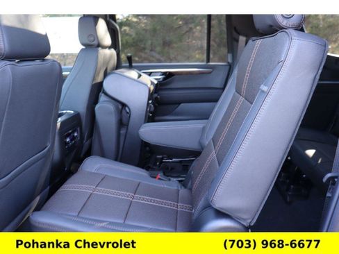 New 2026 Chevrolet Suburban High Country image 28