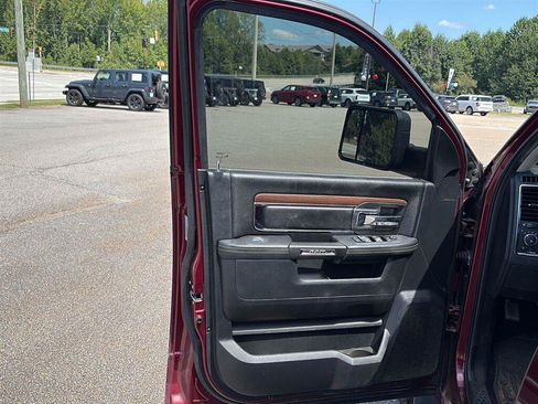Used 2016 RAM 1500 Laramie w/ Convenience Group RWD image 9
