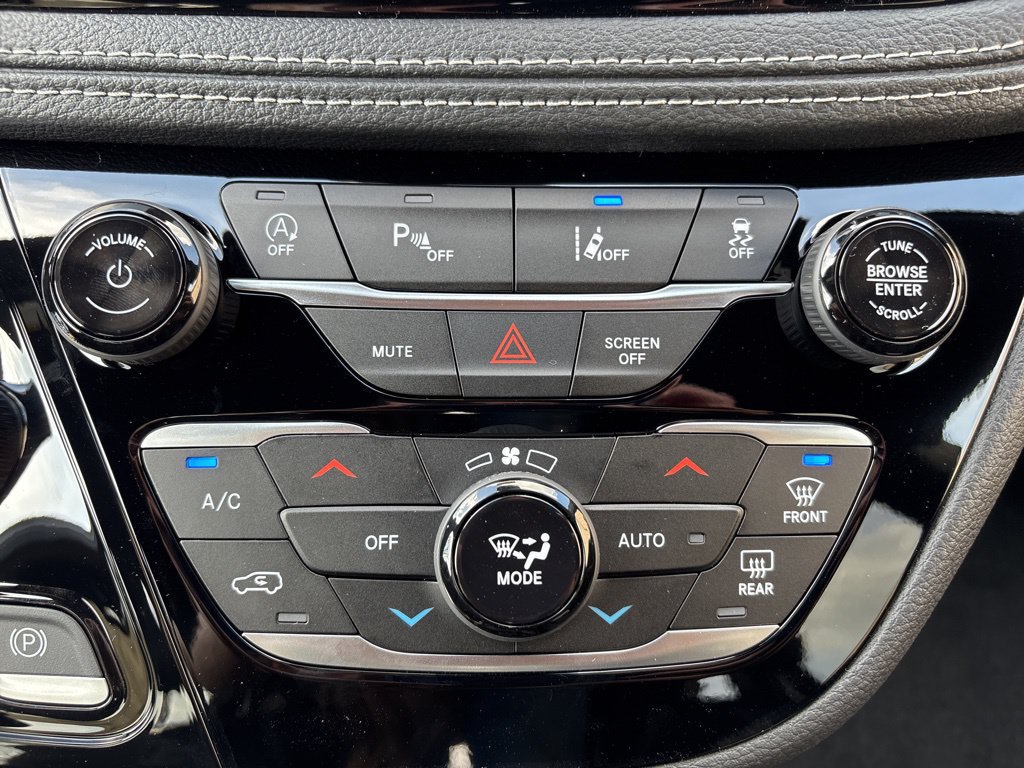 New 2026 Chrysler Pacifica Select w/ S Appearance Package FWD image 31