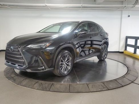 Used 2023 Lexus NX 350 AWD image 4