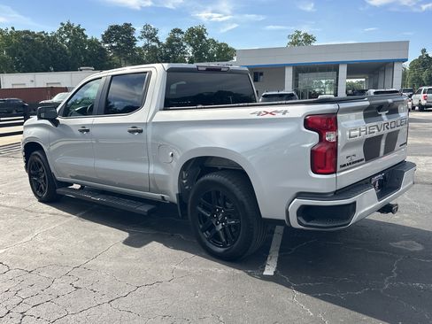 Used 2020 Chevrolet Silverado 1500 Custom w/ Rally Edition AWD/4WD image 6