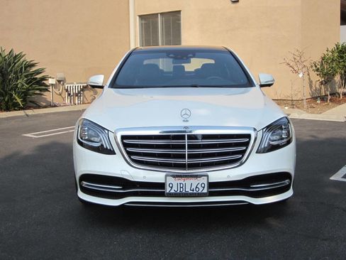 Used 2018 Mercedes-Benz S 560 Sedan image 7