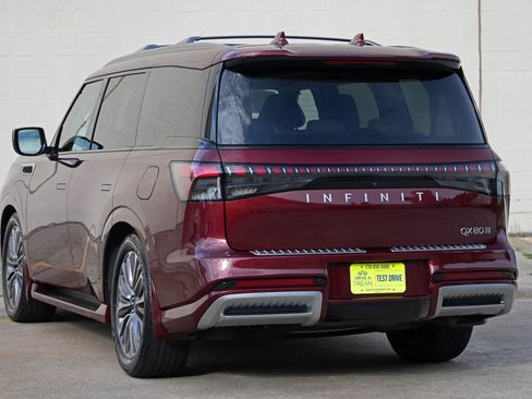 Used 2025 INFINITI QX80 Sensory w/ Exterior Package AWD/4WD image 52