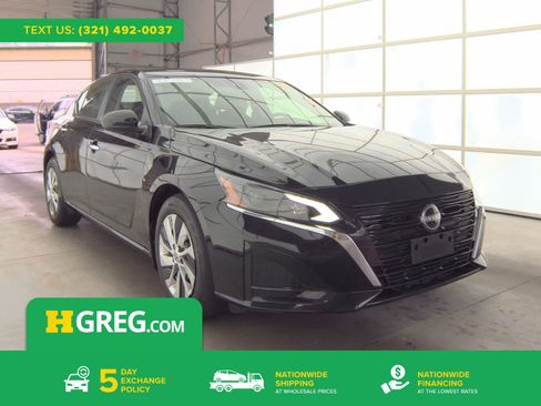 Used 2023 Nissan Altima 2.5 S FWD image 1