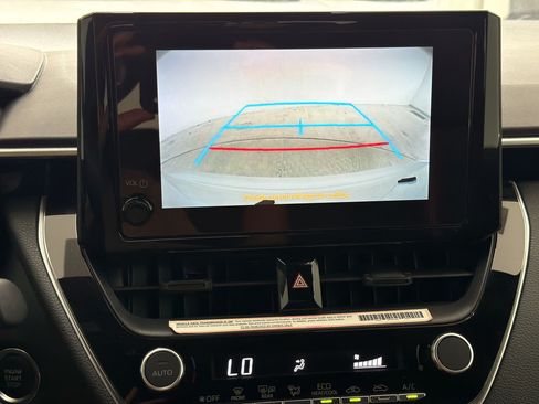 Used 2024 Toyota Corolla SE FWD image 19