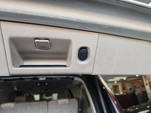 Used 2015 Cadillac Escalade ESV Luxury image 36