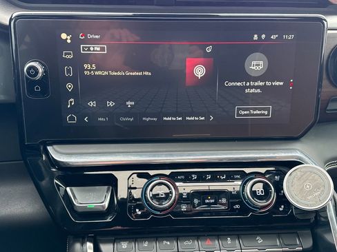 Used 2024 GMC Sierra 2500 Denali Ultimate image 23