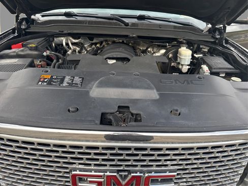 Used 2016 GMC Yukon Denali RWD image 13